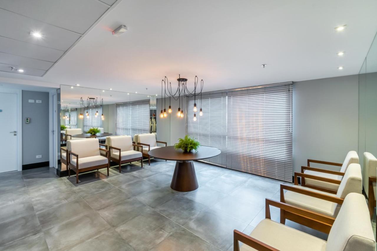 Home Studio - Apartamento Central - Ayn026 Куритиба Экстерьер фото